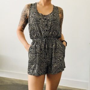 BRAVE SOUL Sleeveless Romper Black White Yellow M